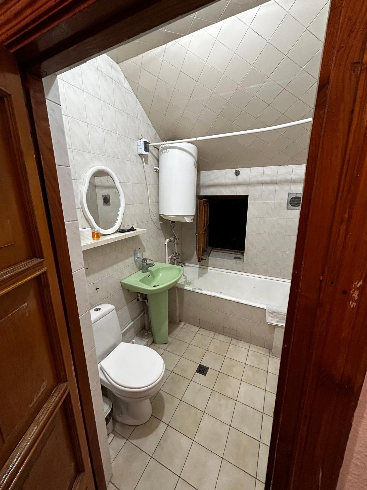 Duma Hotel Τυφλίδα Εξωτερικό φωτογραφία