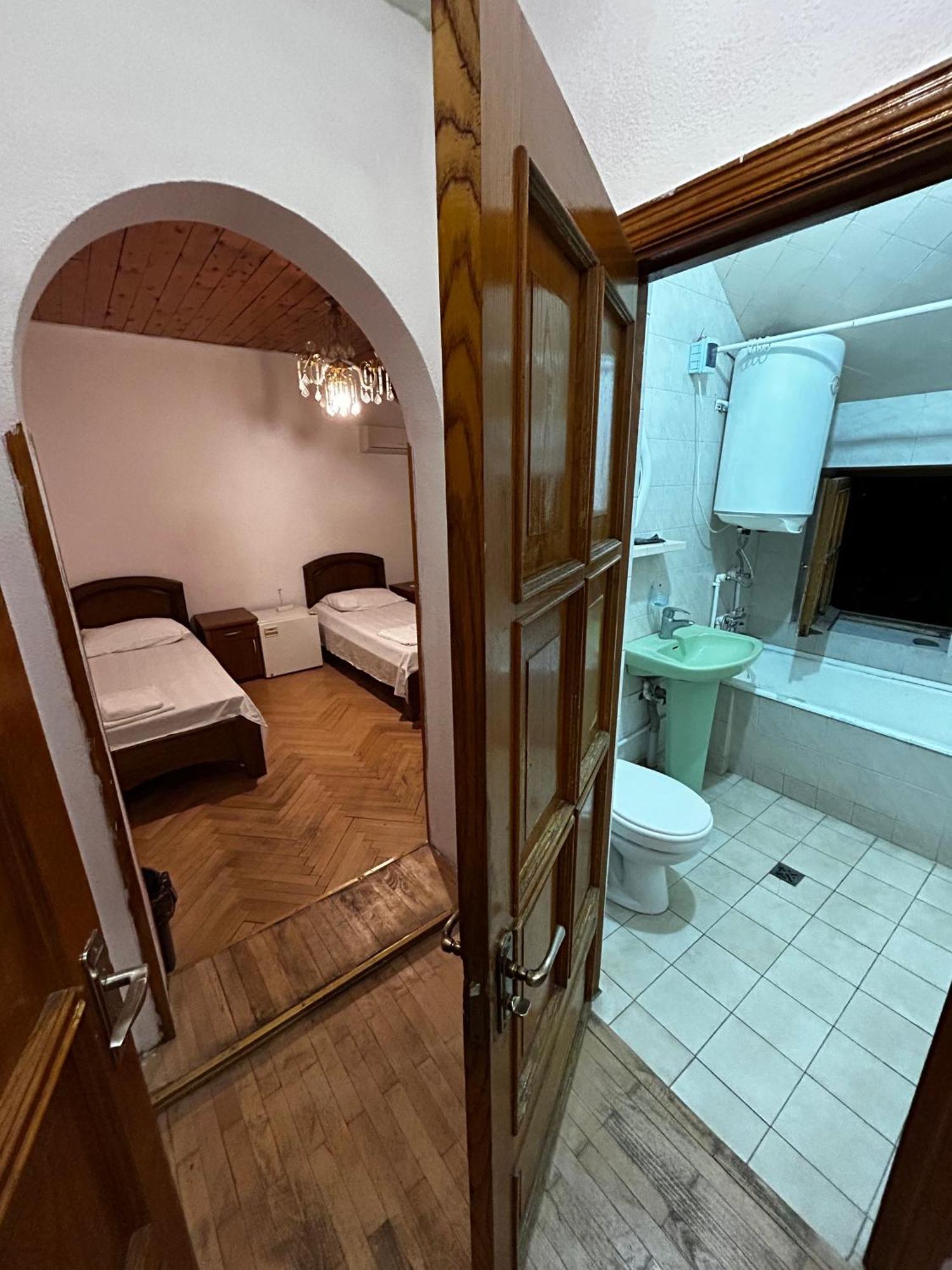 Duma Hotel Τυφλίδα Εξωτερικό φωτογραφία